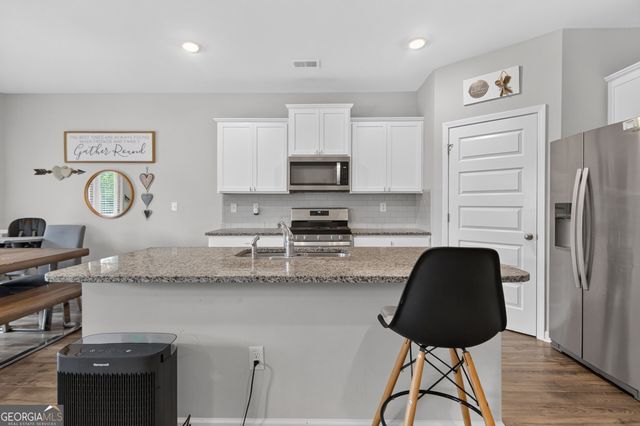 8045 Coleson Crossing, Locust Grove, GA 30248