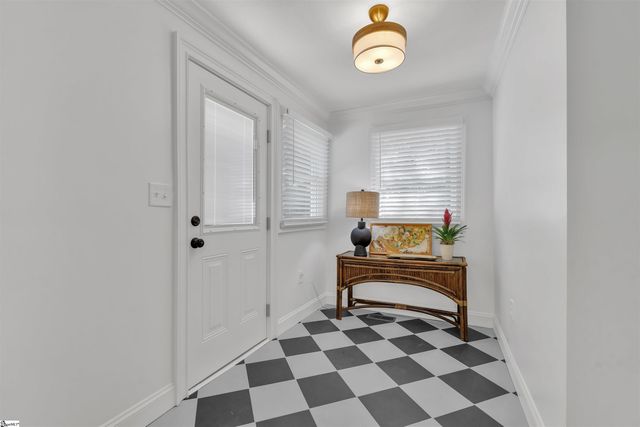 13 Pleasant Ridge Avenue, Greenville, SC 29605