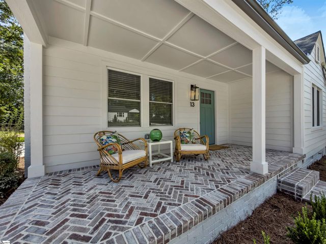 13 Pleasant Ridge Avenue, Greenville, SC 29605