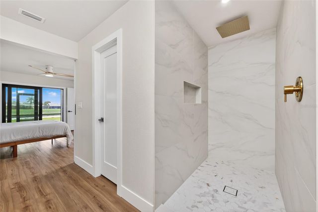 9 OAKLAND HILLS COURT, Rotonda West, FL 33947