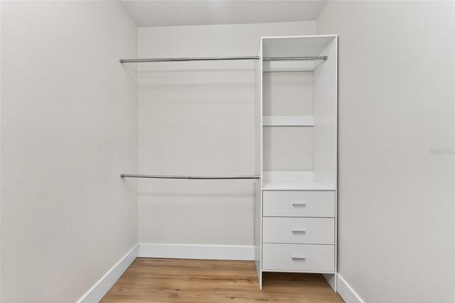 9 OAKLAND HILLS COURT, Rotonda West, FL 33947