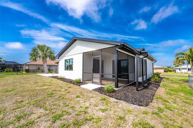 9 OAKLAND HILLS COURT, Rotonda West, FL 33947