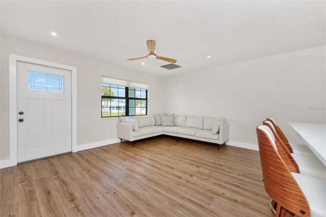 9 OAKLAND HILLS COURT, Rotonda West, FL 33947