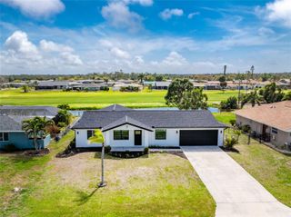 9 OAKLAND HILLS COURT, Rotonda West, FL 33947