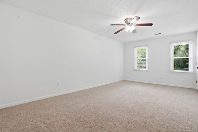 1196 Crestbrook Lane SW, Mableton, GA 30126