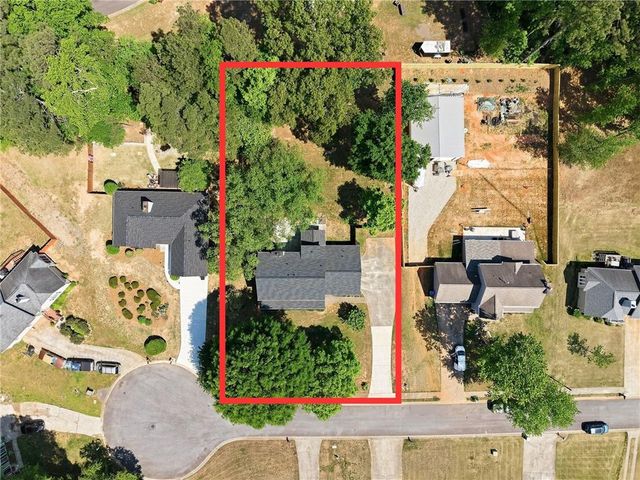 1196 Crestbrook Lane SW, Mableton, GA 30126