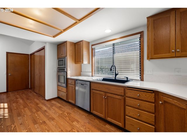 15616 Ne TILLAMOOK St, Portland, OR 97230