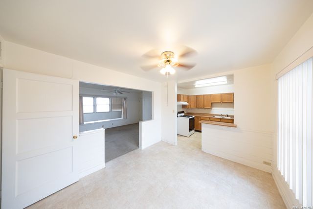 543 CLUB DR, San Antonio, TX 78201