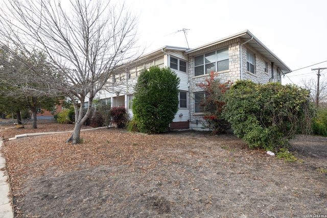 543 CLUB DR, San Antonio, TX 78201