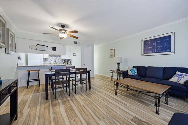 14801 E Compass St E 20, Corpus Christi, TX 78418