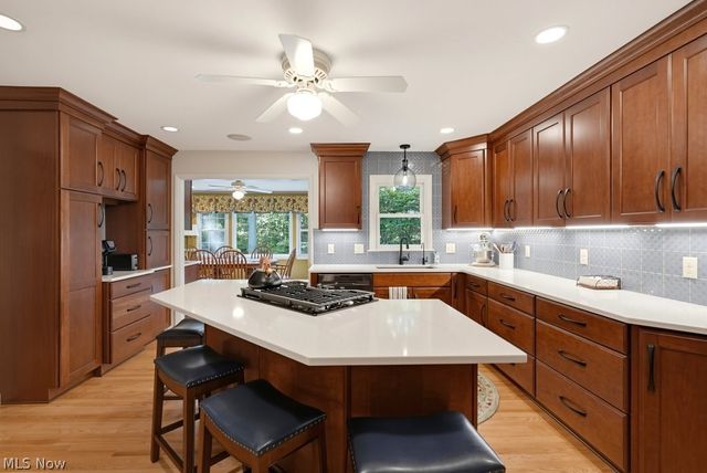 257 Woodridge Road, Tallmadge, OH 44278