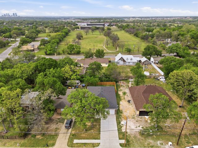 2611 Hunting Drive, Fort Worth, TX 76119
