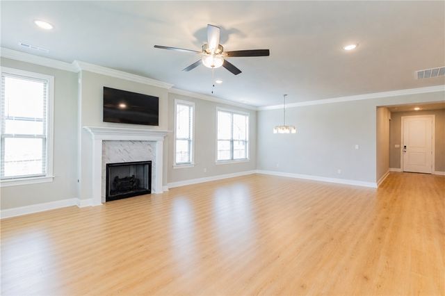 2944 N Poppy Lane, Fayetteville, AR 72704