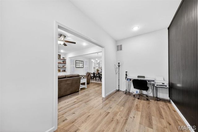 1072 Dyess Way, St Charles, MO 63301