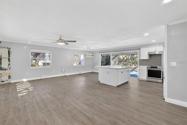 1824 CRESTVIEW DRIVE, Mount Dora, FL 32757