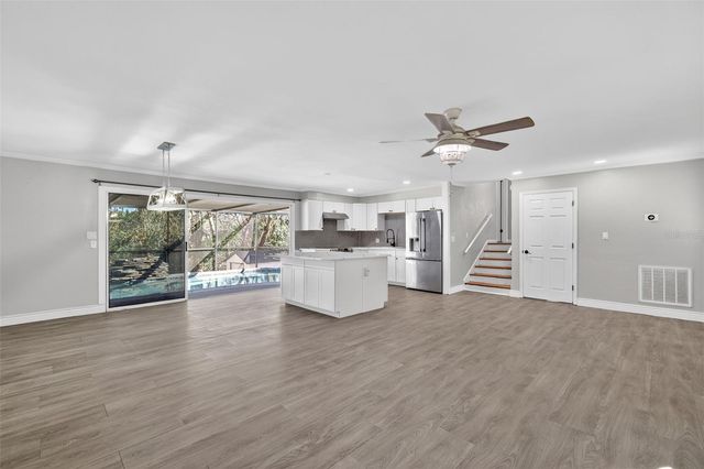 1824 CRESTVIEW DRIVE, Mount Dora, FL 32757