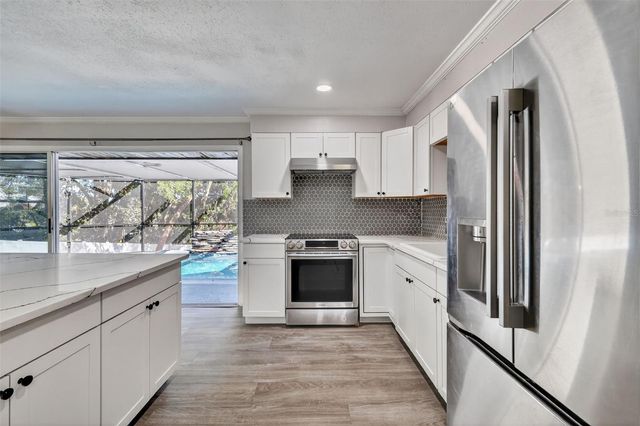 1824 CRESTVIEW DRIVE, Mount Dora, FL 32757