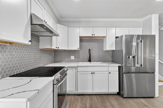 1824 CRESTVIEW DRIVE, Mount Dora, FL 32757