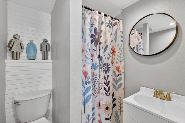 1824 CRESTVIEW DRIVE, Mount Dora, FL 32757