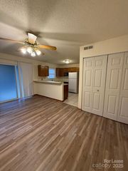 414 11th Street SW, Hickory, NC 28602