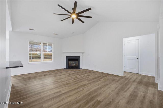 335 St Kitts Way, Winnabow, NC 28479