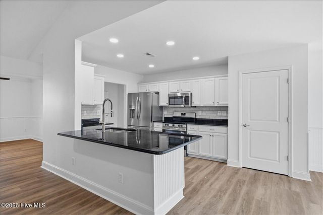 335 St Kitts Way, Winnabow, NC 28479