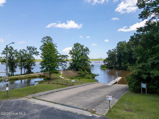335 St Kitts Way, Winnabow, NC 28479