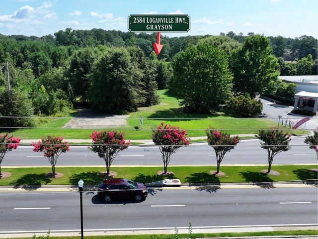 2584 Loganville Highway, Grayson, GA 30017