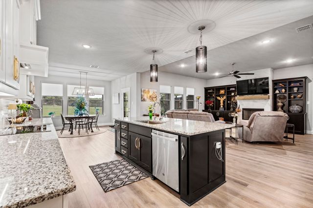 105 Aslan Road, Poolville, TX 76487