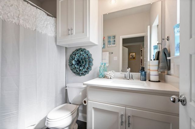 105 Aslan Road, Poolville, TX 76487