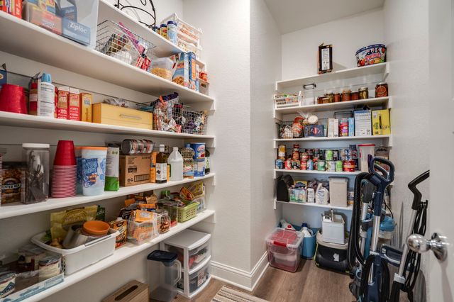 105 Aslan Road, Poolville, TX 76487