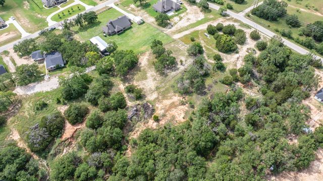 105 Aslan Road, Poolville, TX 76487