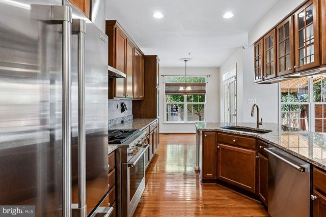 2531 ISLAND GROVE BLVD, Frederick, MD 21701