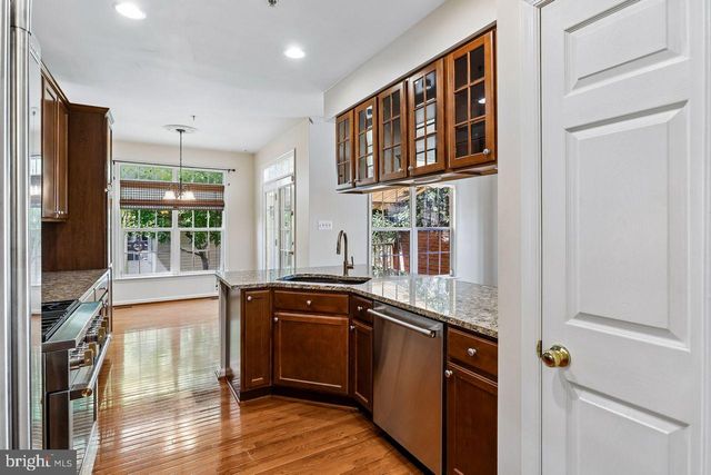 2531 ISLAND GROVE BLVD, Frederick, MD 21701