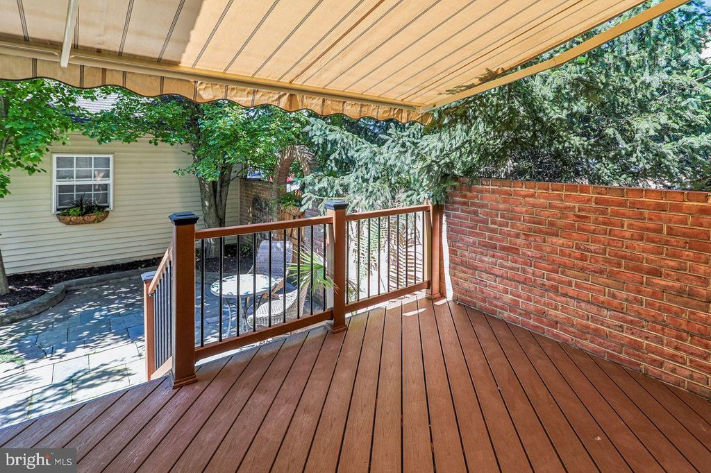 Image 14 of property listing at 2531 ISLAND GROVE BLVD, Frederick, MD 21701