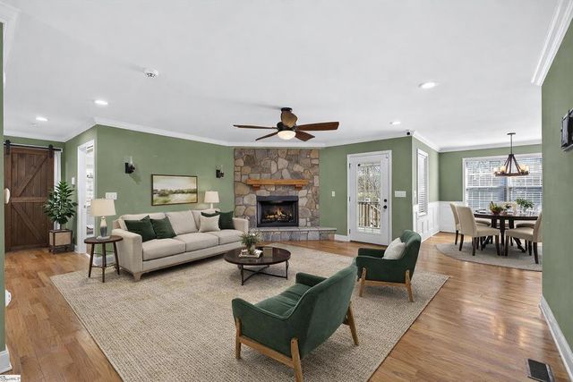 871 Affirmed Drive, Boiling Springs, SC 29316