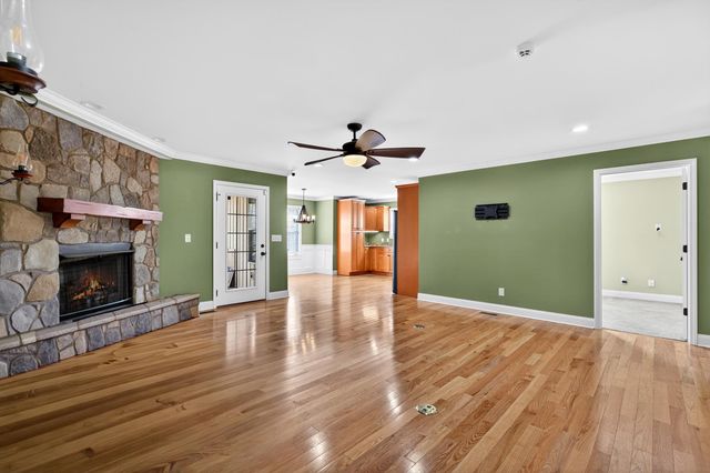 871 Affirmed Drive, Boiling Springs, SC 29316