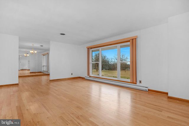 2438 SANDYMOUNT RD, Finksburg, MD 21048