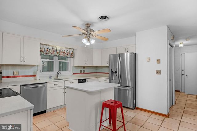 2438 SANDYMOUNT RD, Finksburg, MD 21048