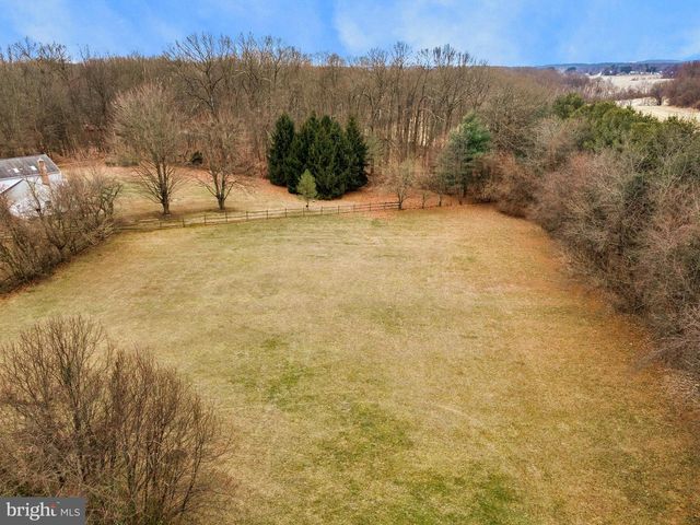 2438 SANDYMOUNT RD, Finksburg, MD 21048