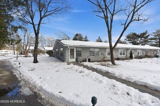 367F Chesterfield Court, Lakewood, NJ 08701