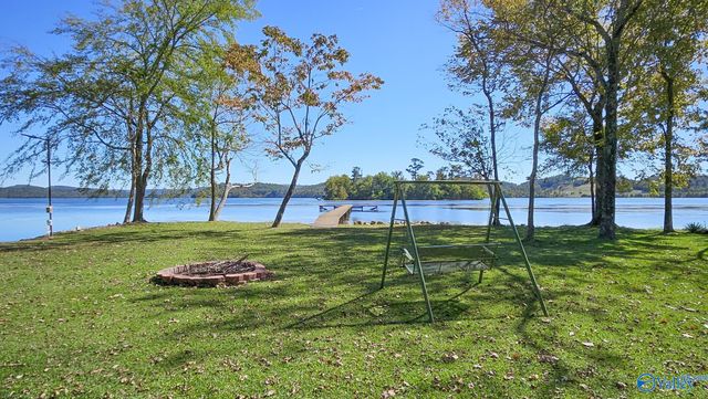 40 Buttercup Drive 158, 159, Guntersville, AL 35976