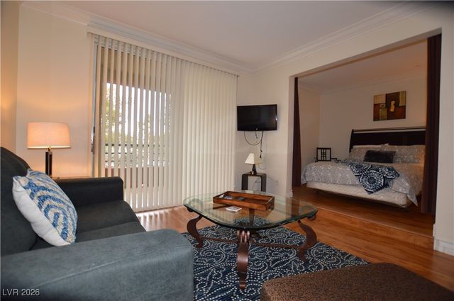 260 FLAMINGO Road 210, Las Vegas, NV 89169