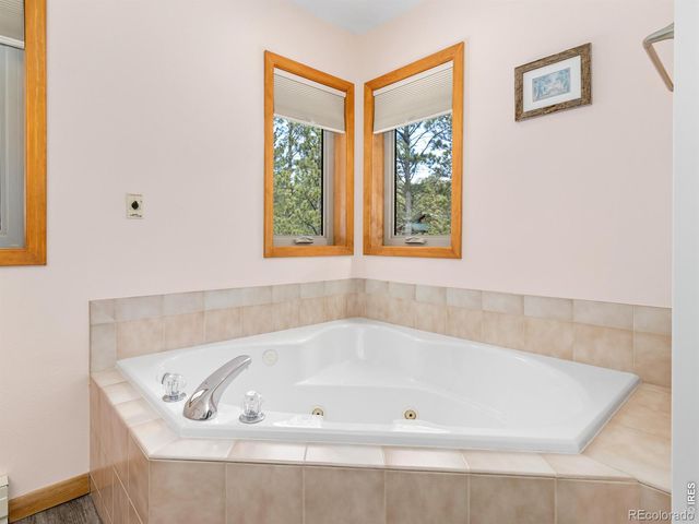 510 Chiquita Lane, Estes Park, CO 80517