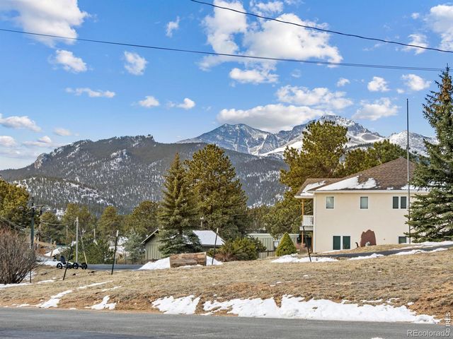 510 Chiquita Lane, Estes Park, CO 80517