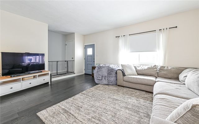 125 1st Street, Neville Twp, PA 15225