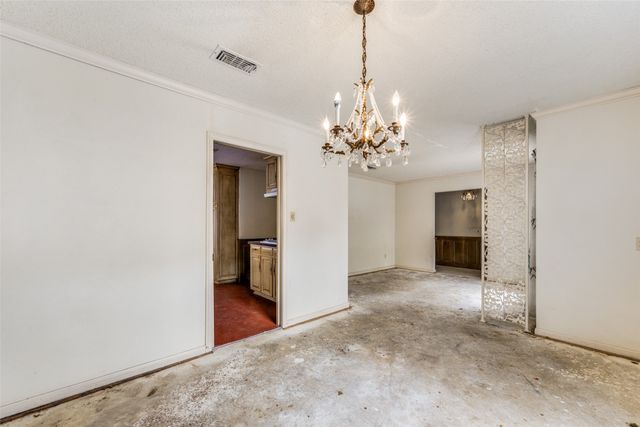 5001 Boulder Lake Road, Fort Worth, TX 76103