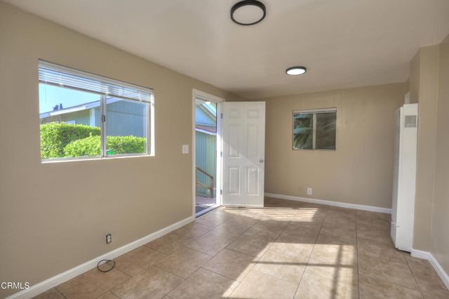 852 N Ventura Avenue, Ventura, CA 93001