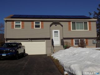 201 Westwoods Terrace, Bristol, CT 06010