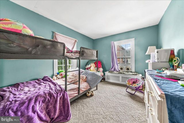 438 W 1ST AVE, Parkesburg, PA 19365